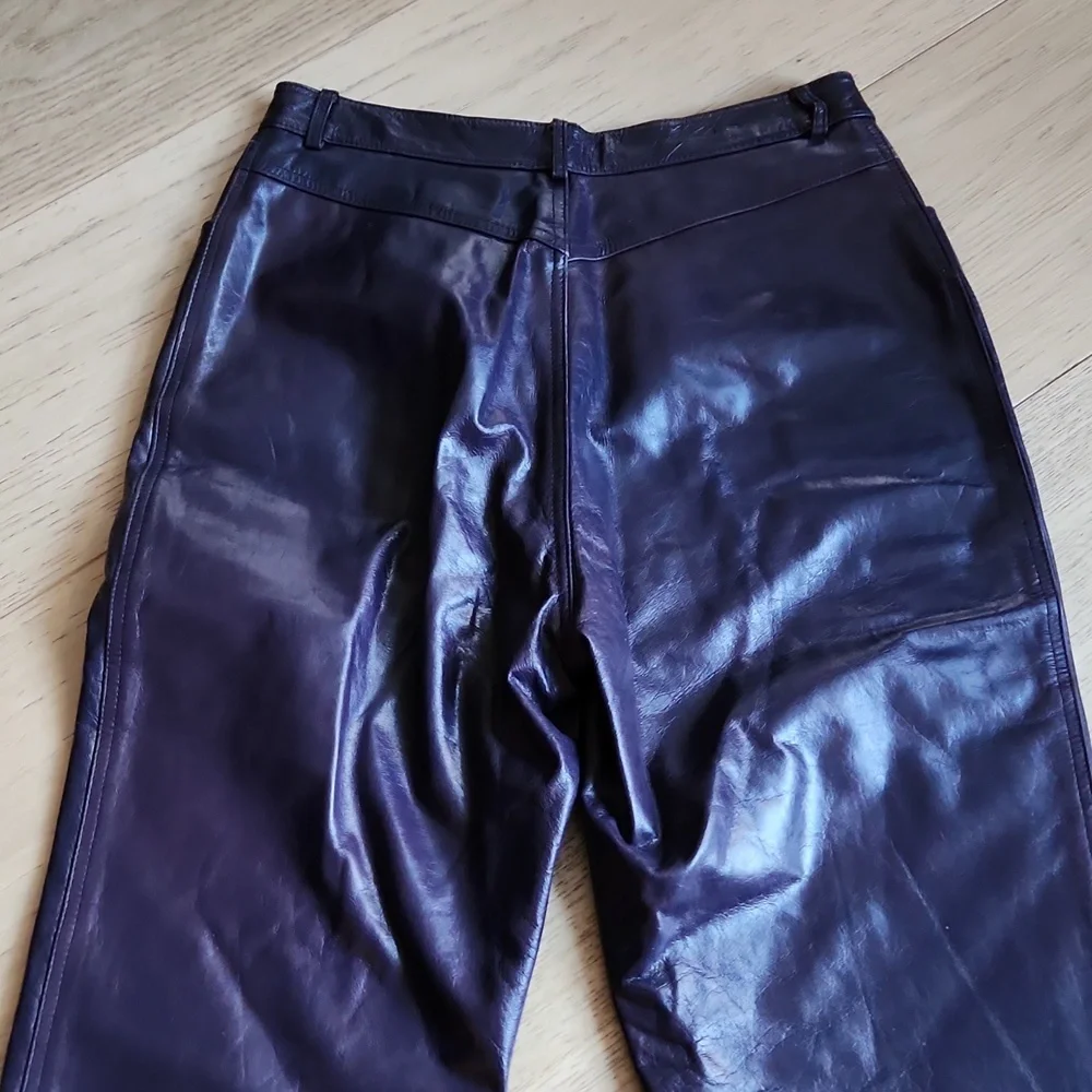 Vintage Elements by Vakko Leather Pants in Aubergine - Picture 5 of 15